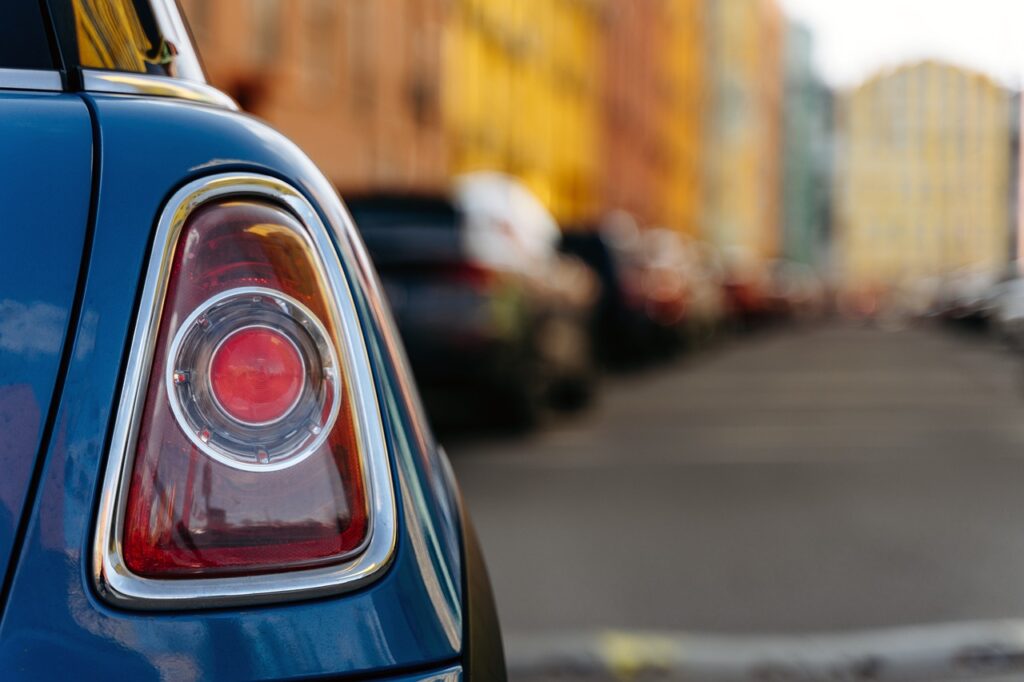 tail light, car, vehicle-5989090.jpg